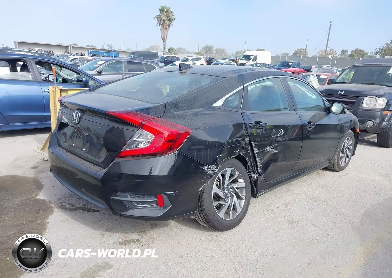 2018 Honda Civic Ex VIN:2HGFC2F70JH596257 - 4