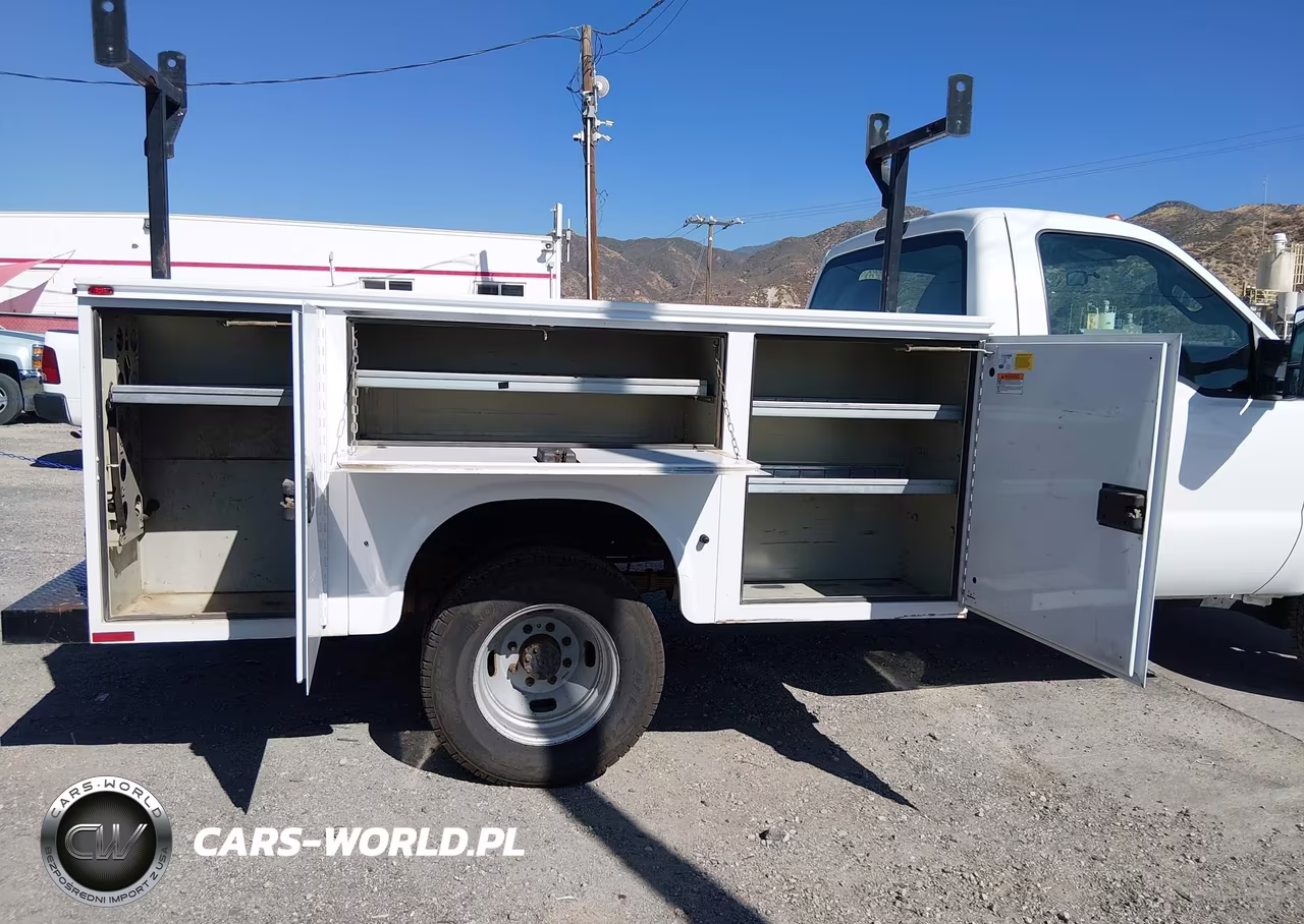 2016 Ford F-350 Chassis Xl VIN:1FDRF3H61GEC86689 - 8