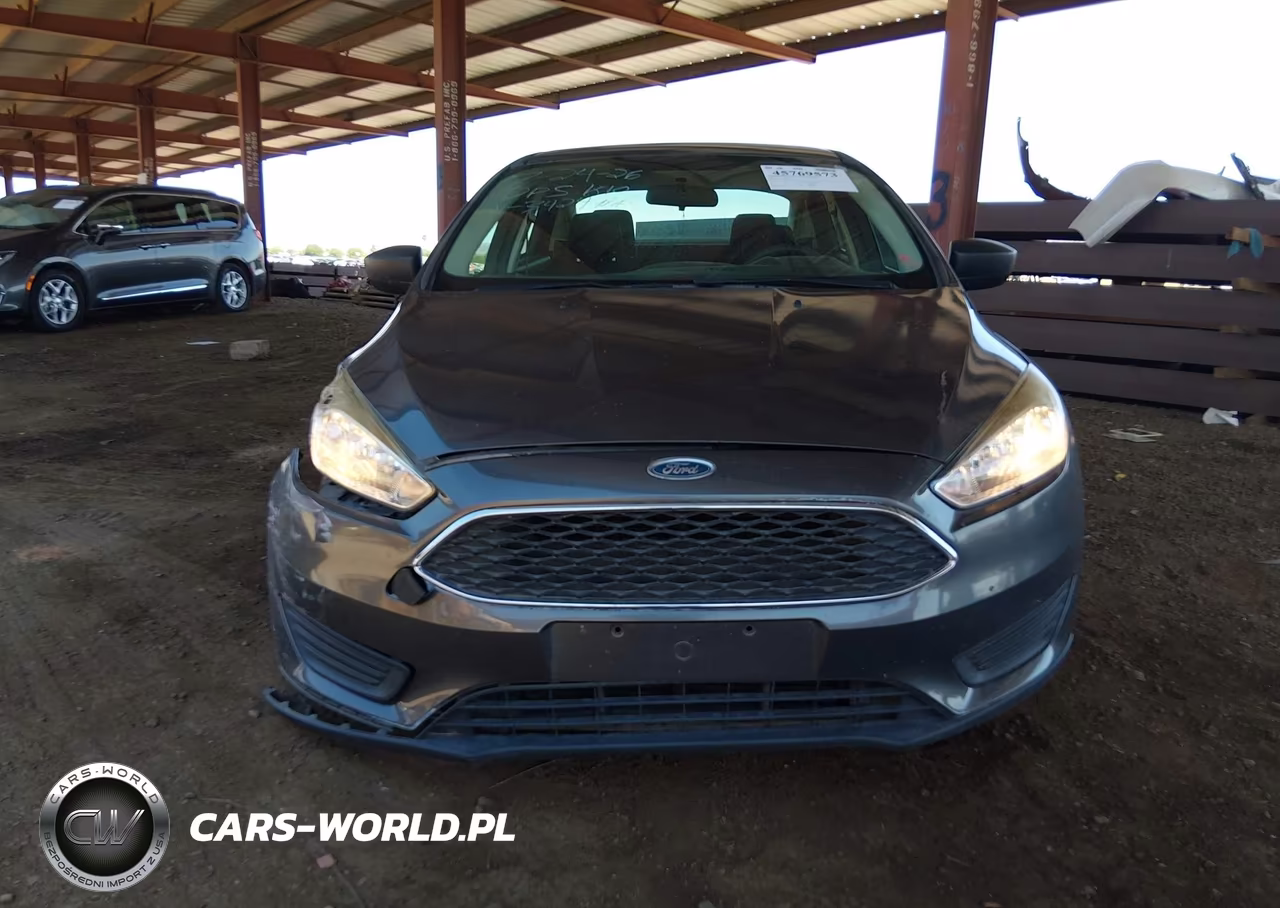 2017 Ford Focus S VIN:1FADP3E24HL333424 - 12