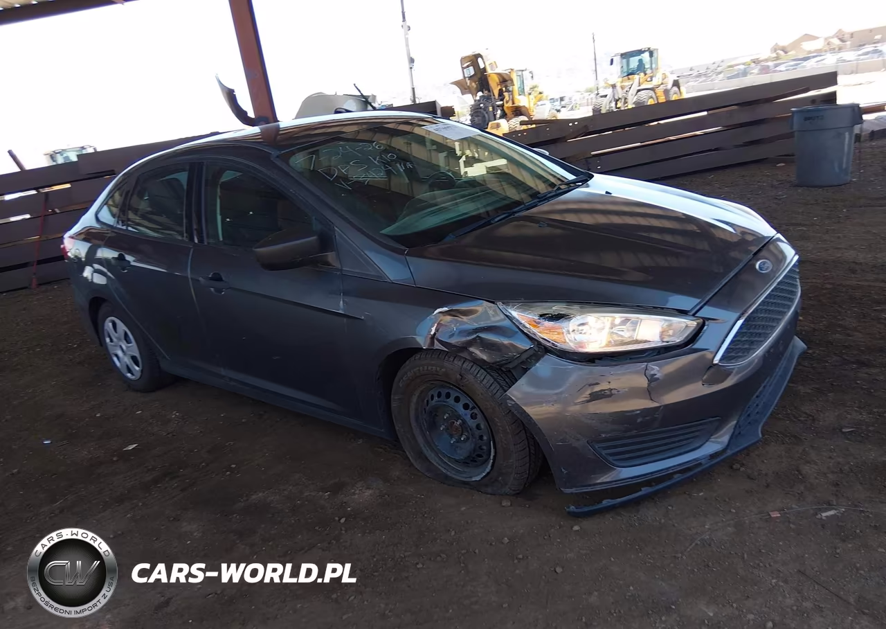 2017 Ford Focus S VIN:1FADP3E24HL333424 - 6
