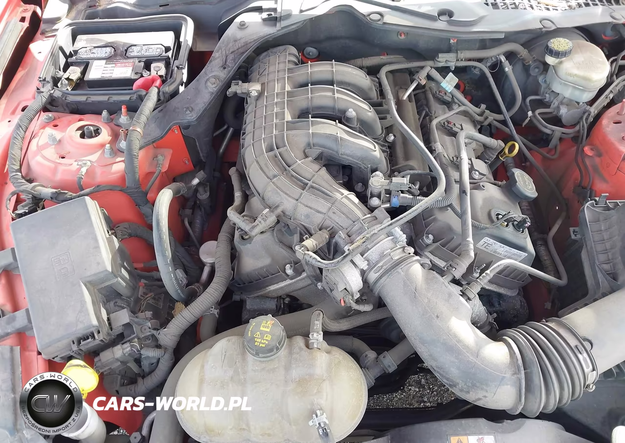 2015 Ford Mustang V6 VIN:1FA6P8AMXF5396901 - 10