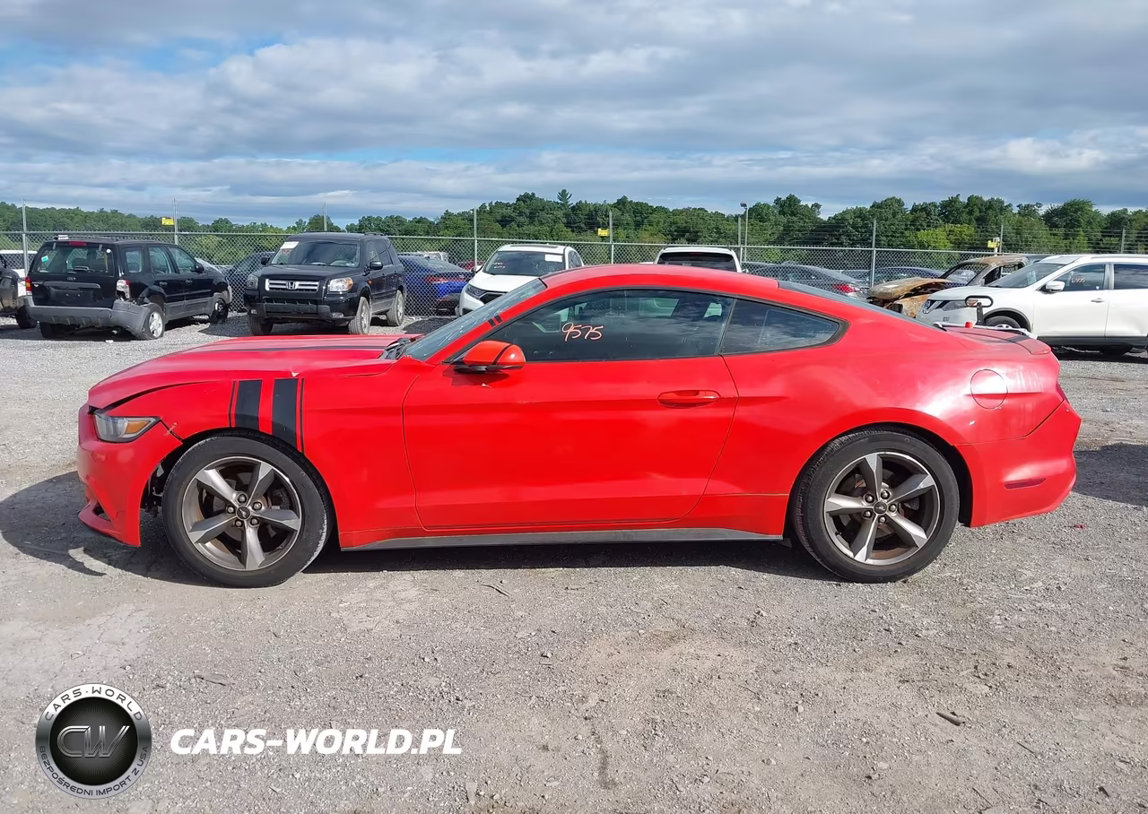 2015 Ford Mustang V6 VIN:1FA6P8AMXF5396901 - 14