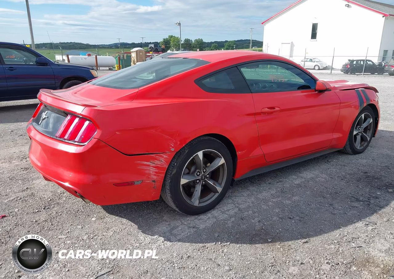 2015 Ford Mustang V6 VIN:1FA6P8AMXF5396901 - 4