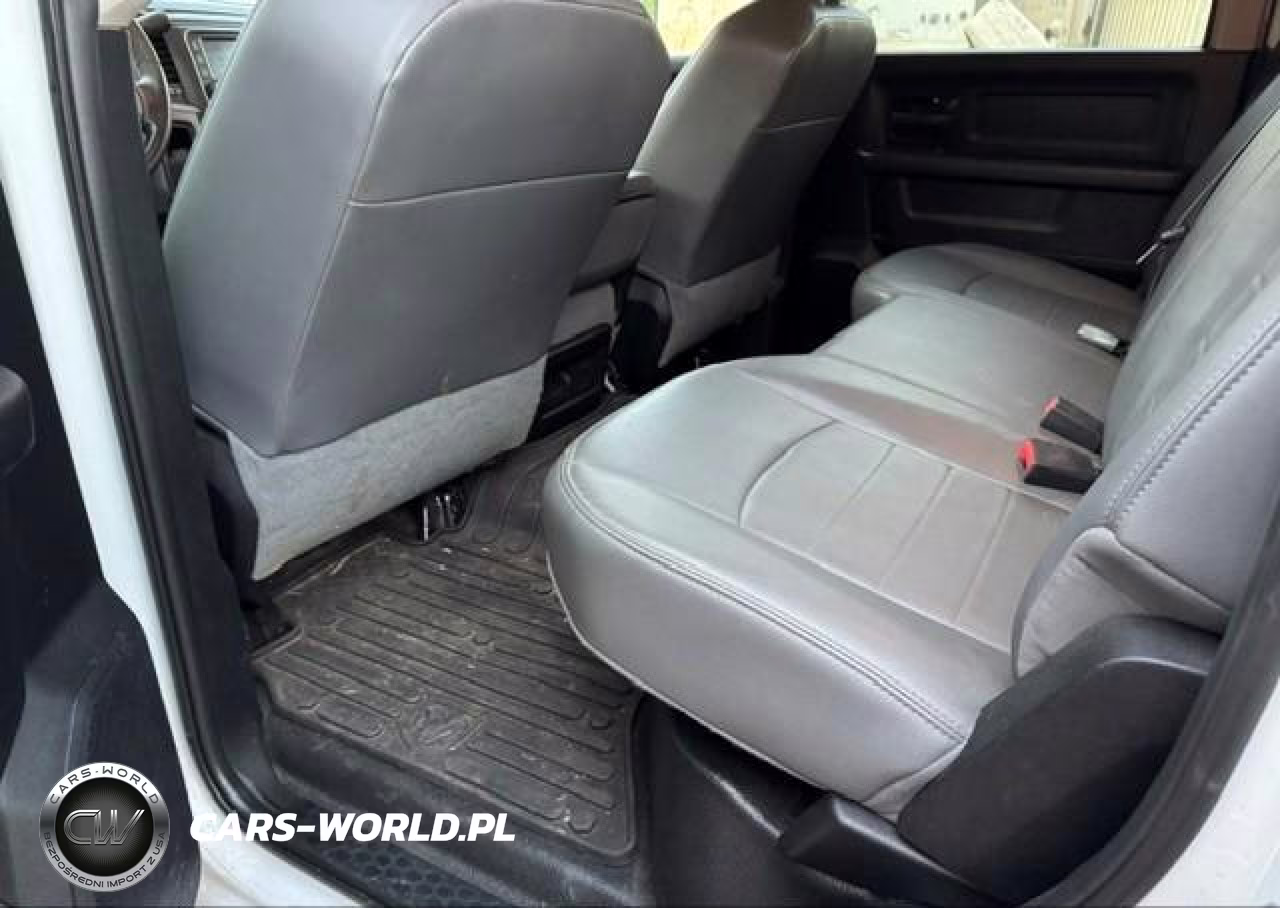 2017 Ram 4500 Chassis Tradesman-Slt-Laramie VIN:3C7WRLEL0HG675023 - 7