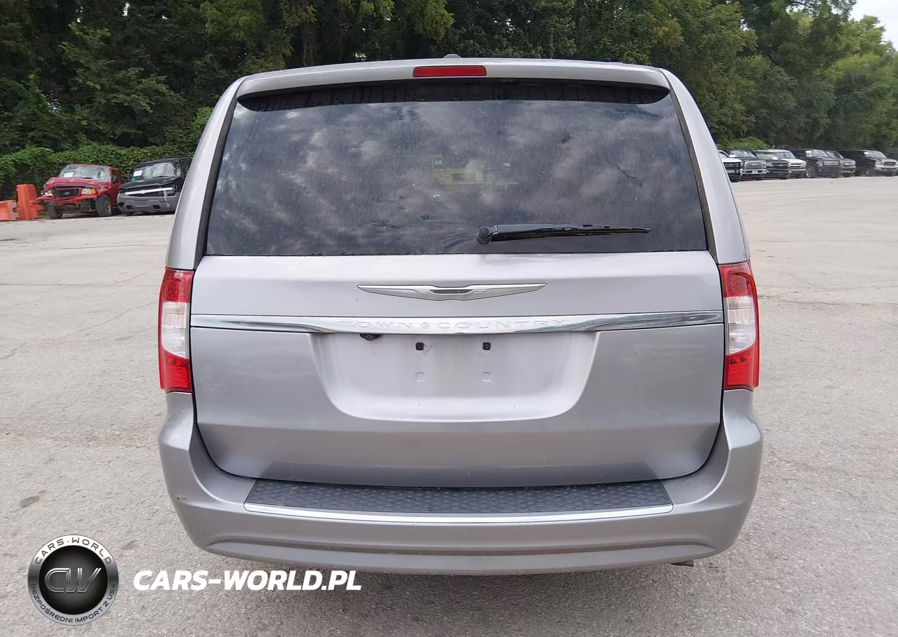 2016 Chrysler Town & Country Touring VIN:2C4RC1BGXGR269461 - 16