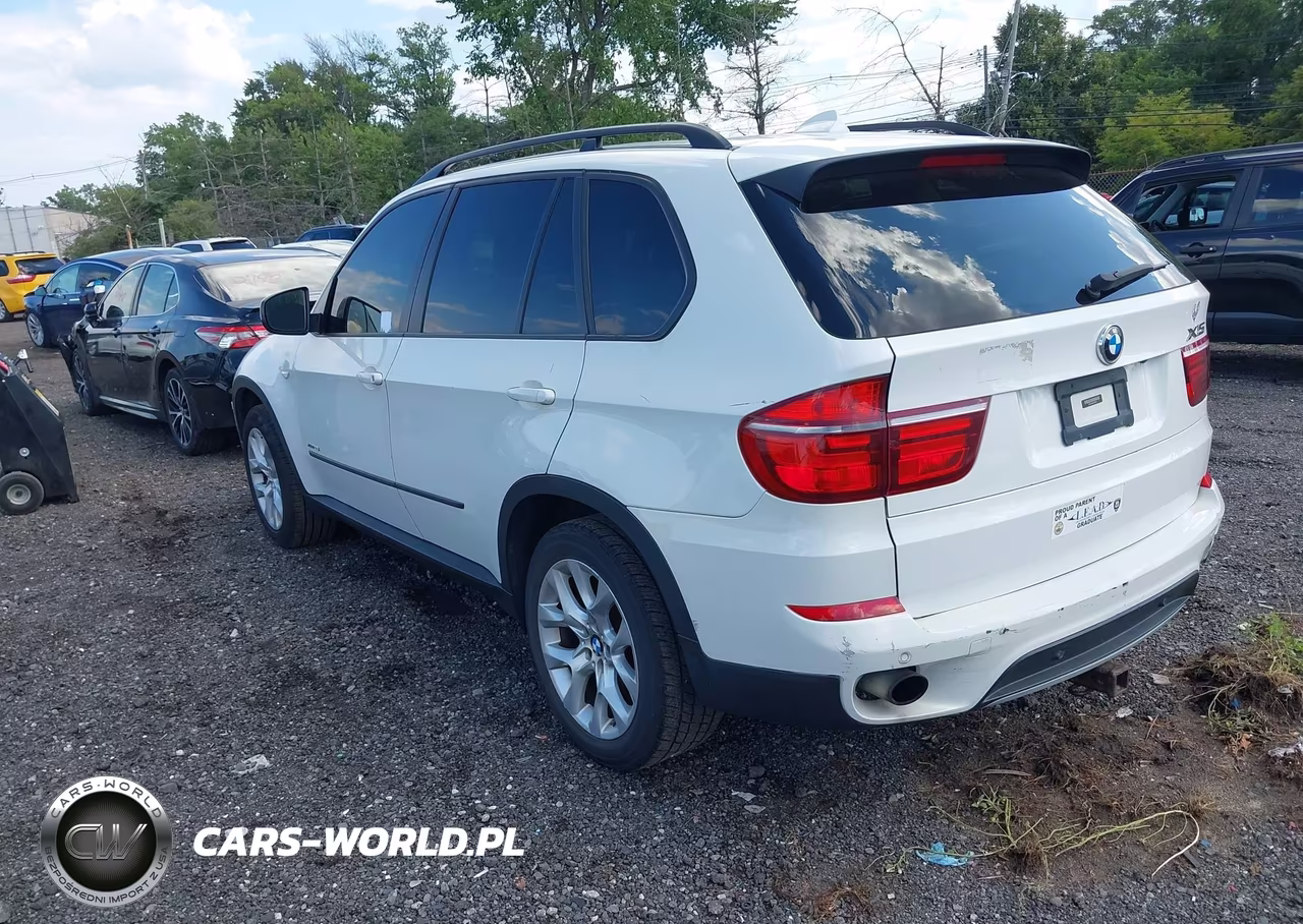 2013 BMW X5 xDrive35I VIN:5UXZV4C59DL994660 - 3