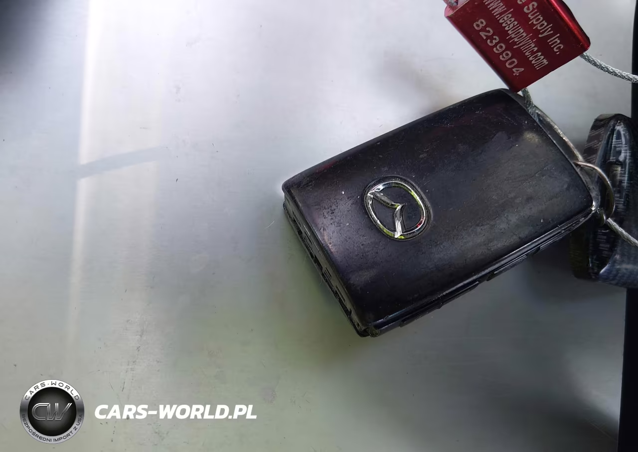 2020 Mazda Mazda3 Preferred Package VIN:3MZBPADL6LM129745 - 11