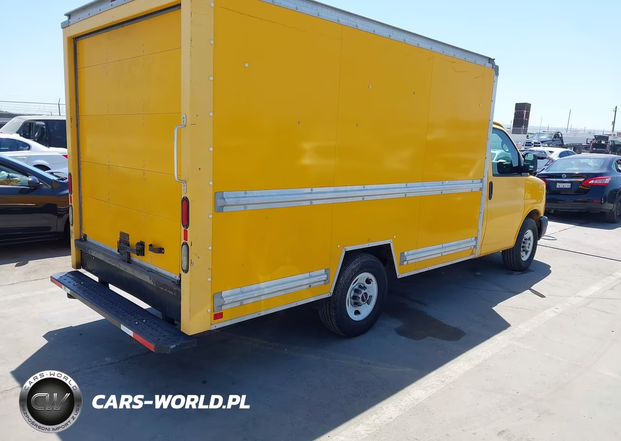 2014 GMC Savana Cutaway 3500 VIN:1GD072CA1E1907963 - 4