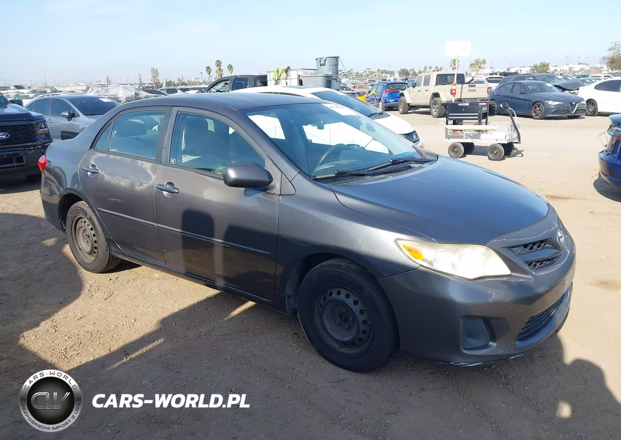 2011 Toyota Corolla Le – zdjęcie 1 z 11