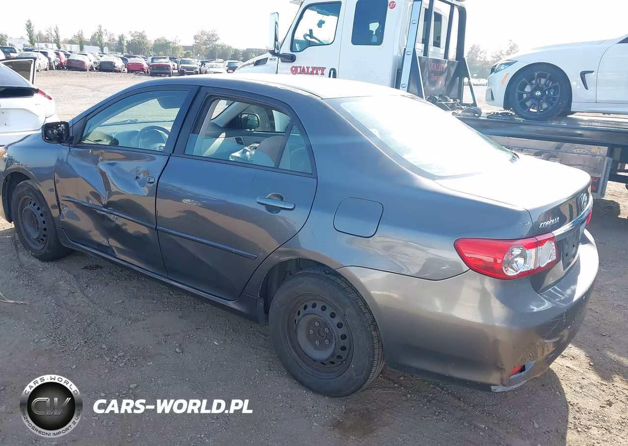 2011 Toyota Corolla Le VIN:JTDBU4EE2B9165250 - 3