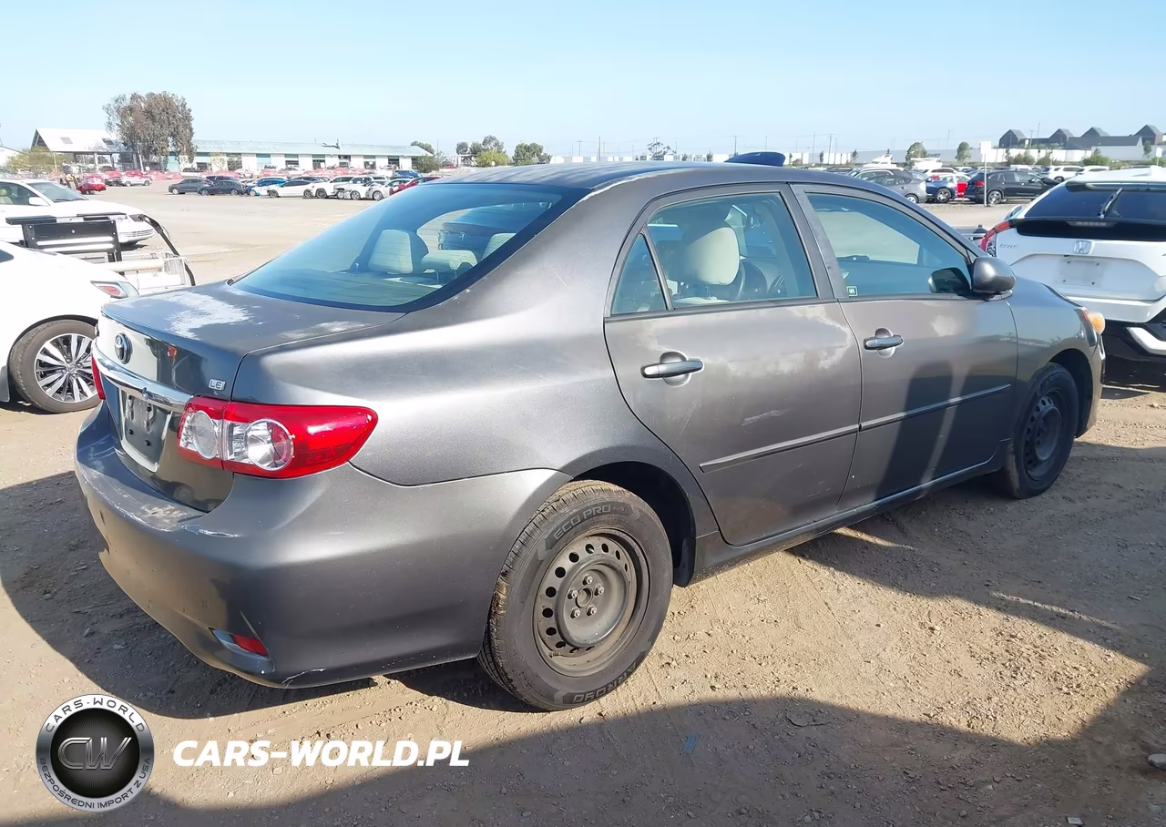 2011 Toyota Corolla Le VIN:JTDBU4EE2B9165250 - 4