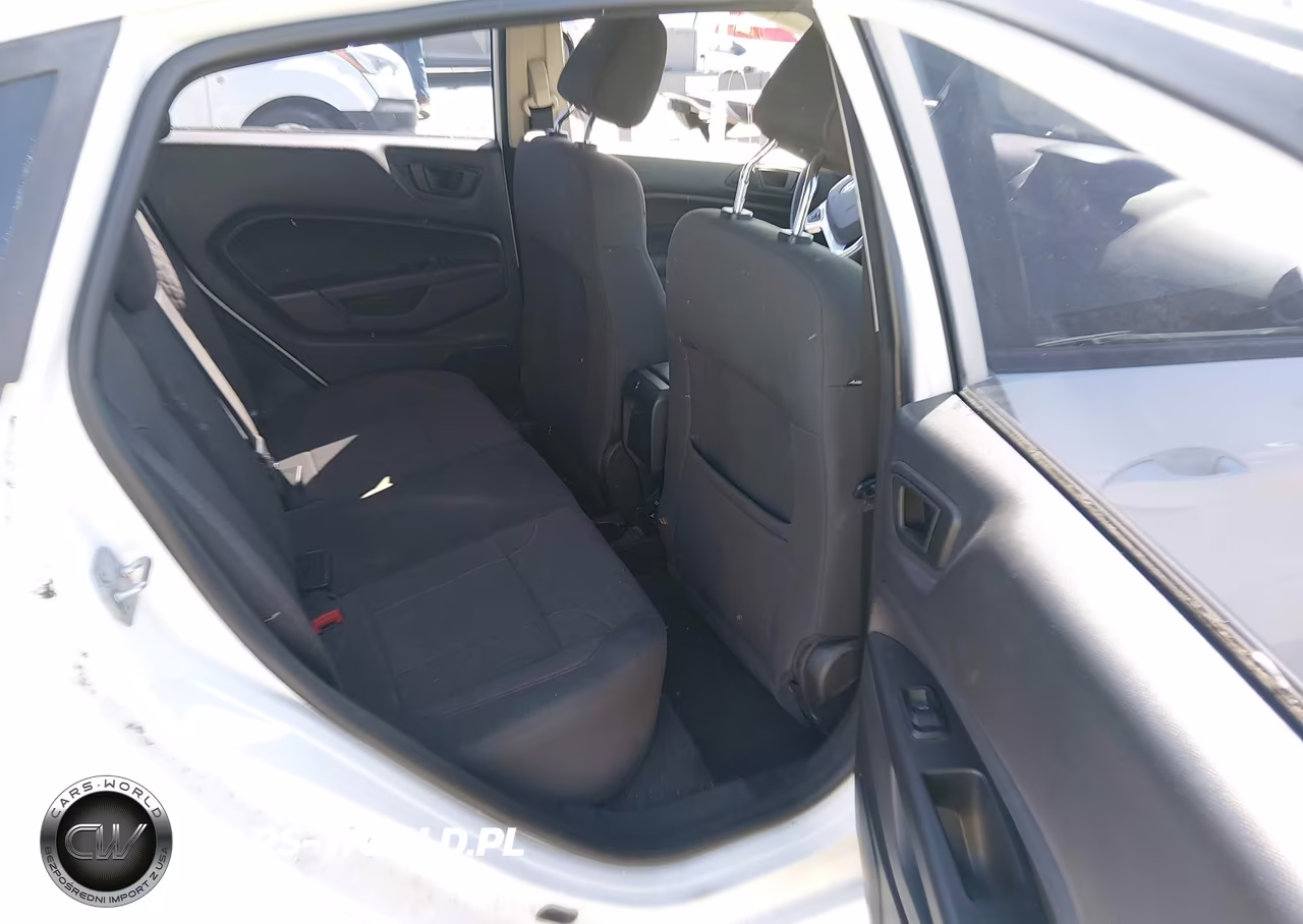 2019 Ford Fiesta St Line VIN:3FADP4DJ1KM127546 - 8