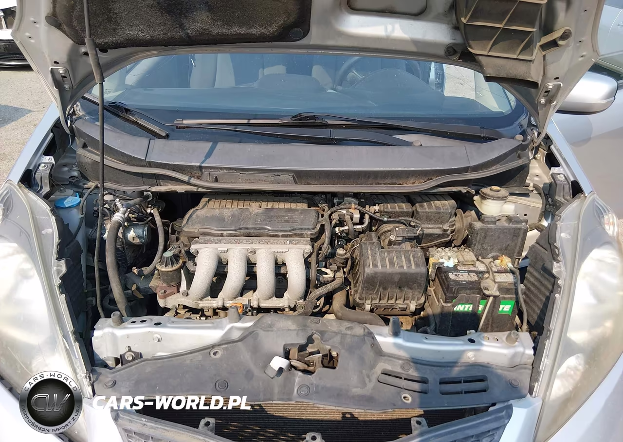 2013 Honda Fit VIN:JHMGE8H31DC055038 - 10