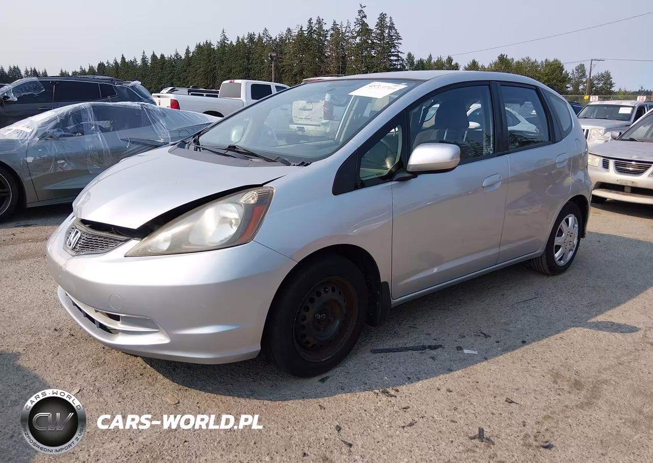 2013 Honda Fit VIN:JHMGE8H31DC055038 - 2
