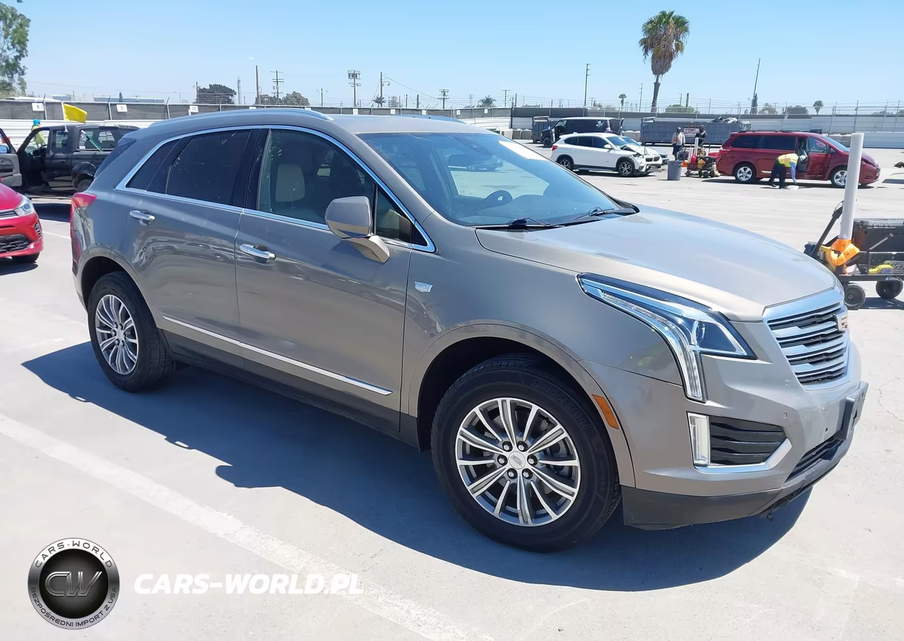 2017 Cadillac Xt5 Luxury – zdjęcie 1 z 17