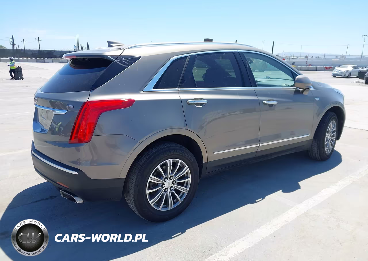 2017 Cadillac Xt5 Luxury VIN:1GYKNBRS0HZ266968 - 4