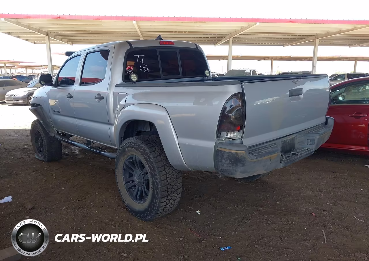 2012 Toyota Tacoma Prerunner V6 VIN:5TFJU4GN1CX020447 - 3