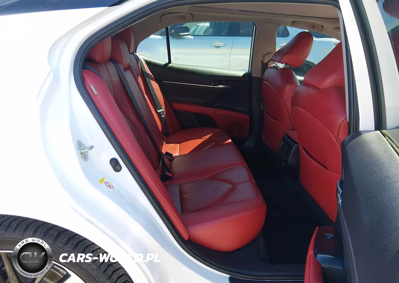 2019 Toyota Camry Xse VIN:4T1B61HK1KU213727 - 19