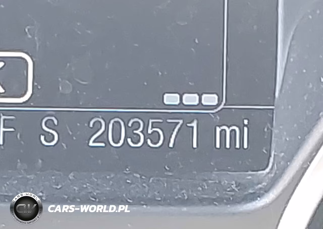 2013 Ford Focus Titanium VIN:1FADP3J27DL382603 - 16