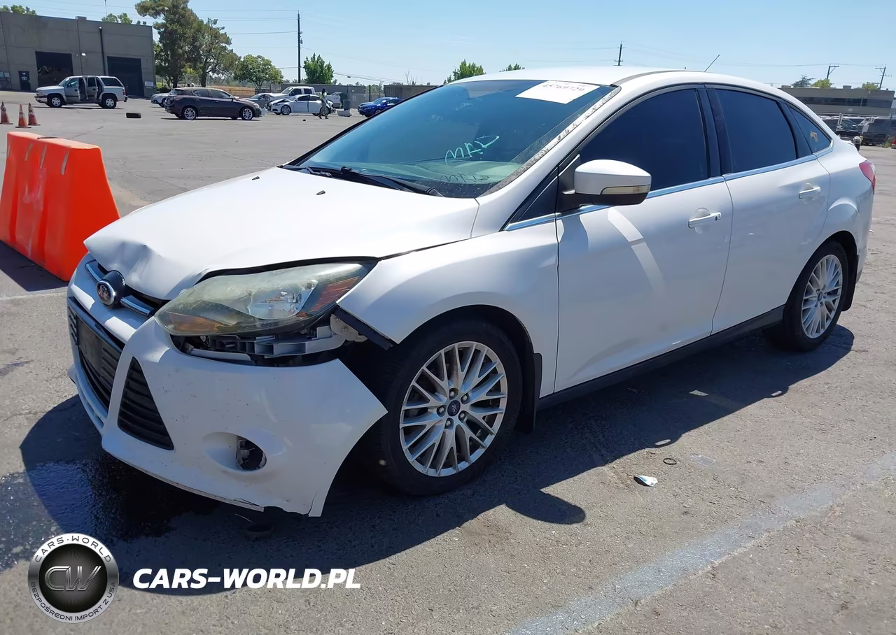 2013 Ford Focus Titanium VIN:1FADP3J27DL382603 - 2