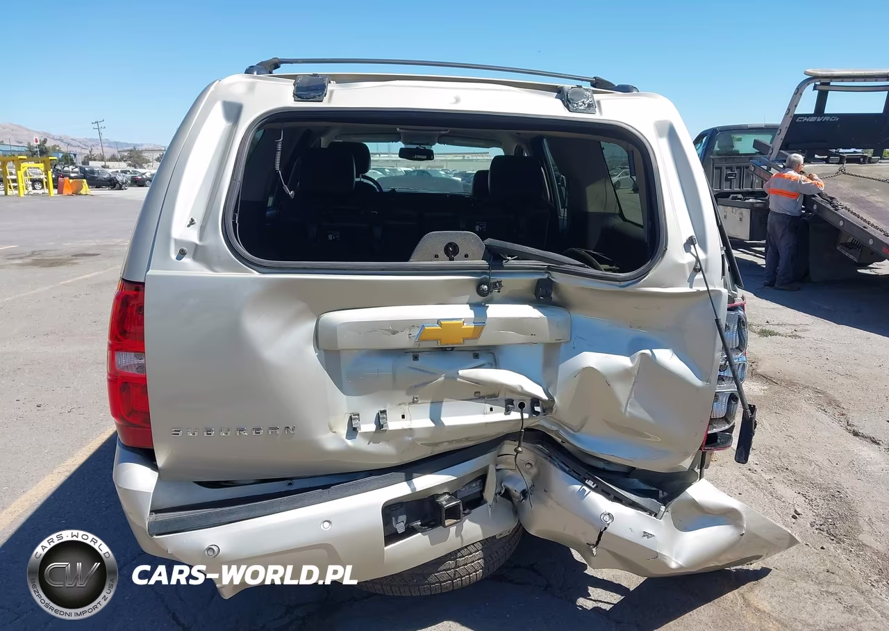 2014 Chevrolet Suburban Lt VIN:1GNSKJE77ER201841 - 17