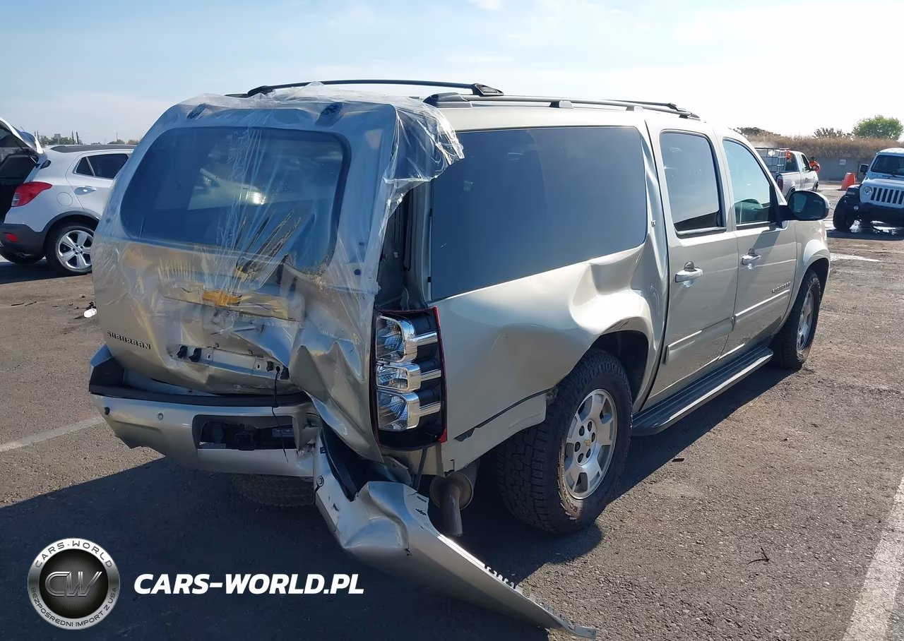 2014 Chevrolet Suburban Lt VIN:1GNSKJE77ER201841 - 4