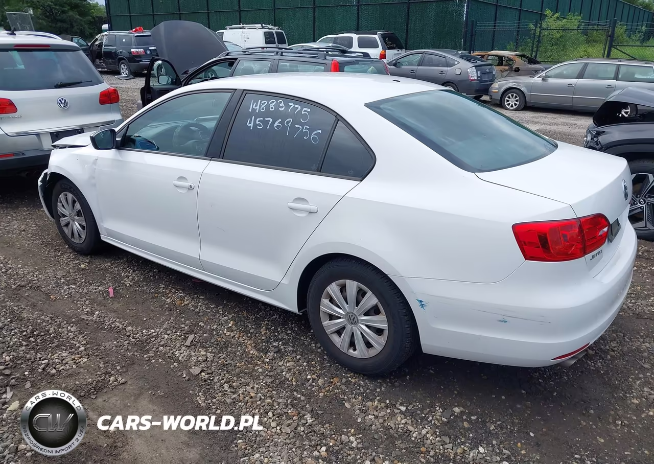 2014 Volkswagen Jetta 2.0L S VIN:3VW2K7AJ7EM352707 - 3