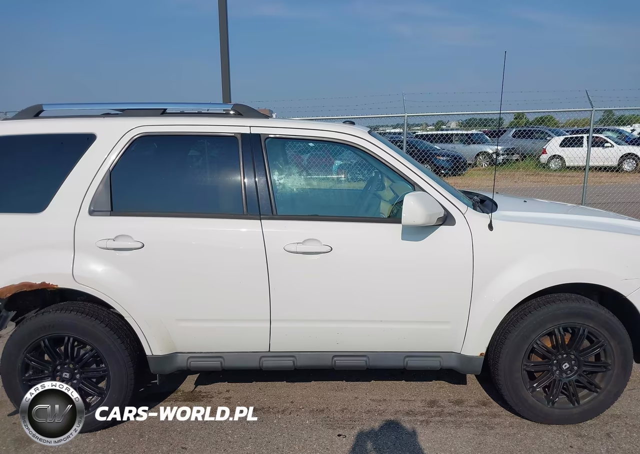 2010 Ford Escape Limited VIN:1FMCU9EG4AKD27160 - 13