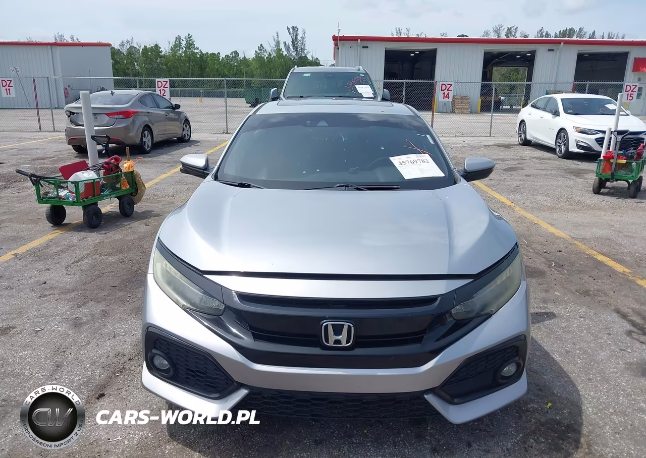 2019 Honda Civic Sport Touring VIN:SHHFK7H92KU207511 - 12