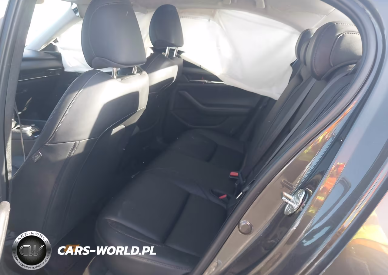 2019 Mazda Mazda3 Select Package VIN:JM1BPACL9K1110364 - 8