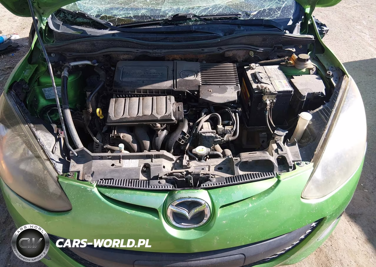 2011 Mazda Mazda2 Touring VIN:JM1DE1HZ8B0112804 - 10