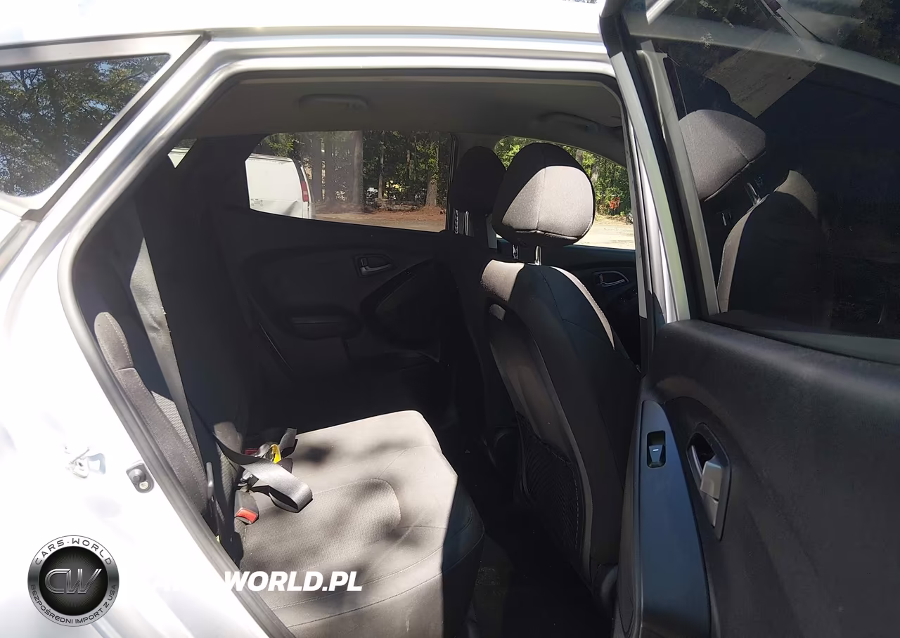 2015 Hyundai Tucson Gls VIN:KM8JT3AF4FU981415 - 8
