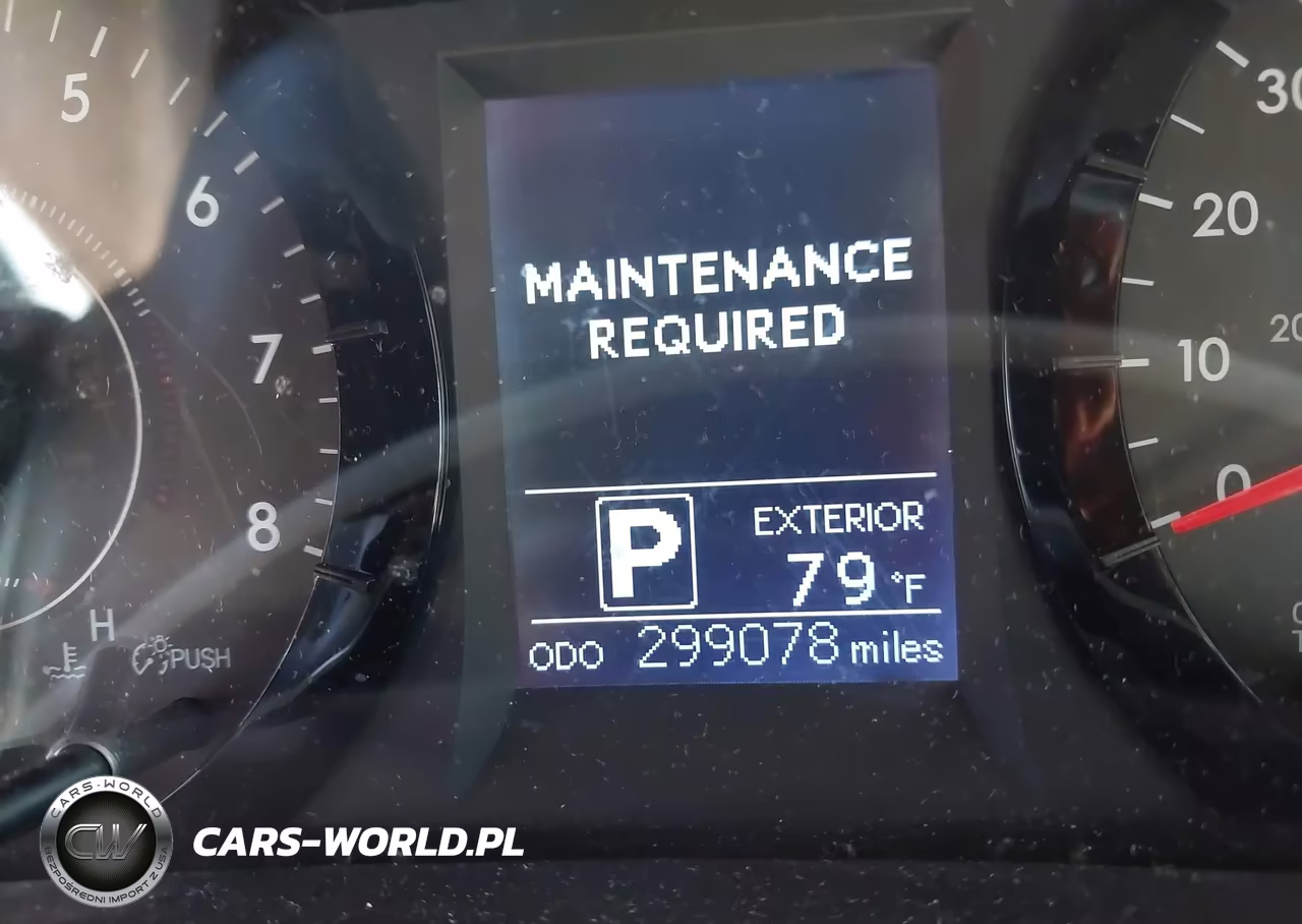 2016 Toyota Sienna Le 8 Passenger VIN:5TDKK3DC4GS748296 - 16