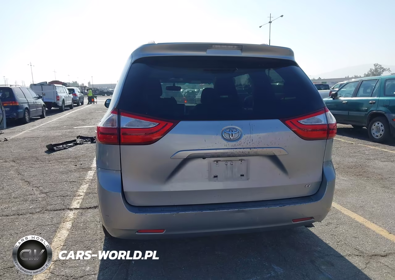 2016 Toyota Sienna Le 8 Passenger VIN:5TDKK3DC4GS748296 - 17
