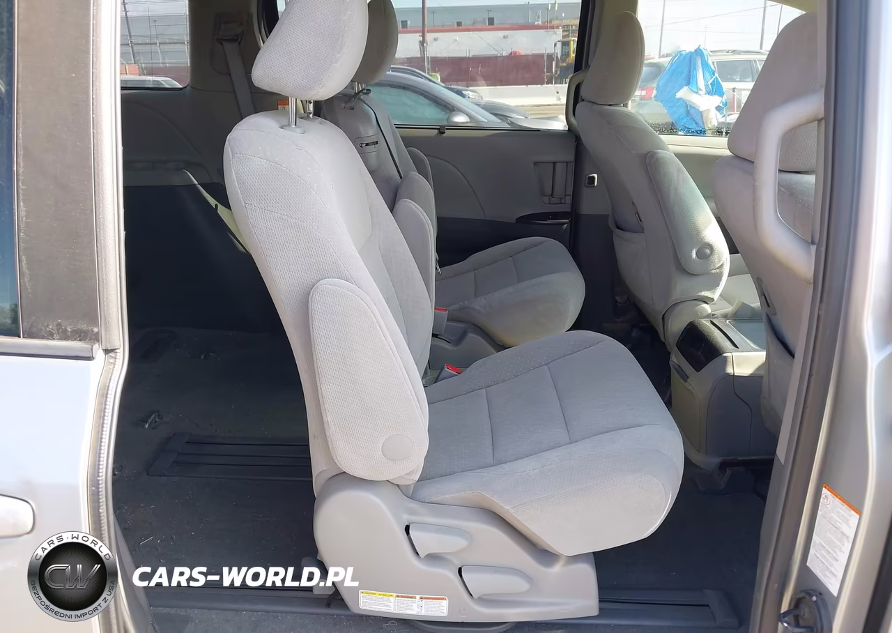 2016 Toyota Sienna Le 8 Passenger VIN:5TDKK3DC4GS748296 - 8