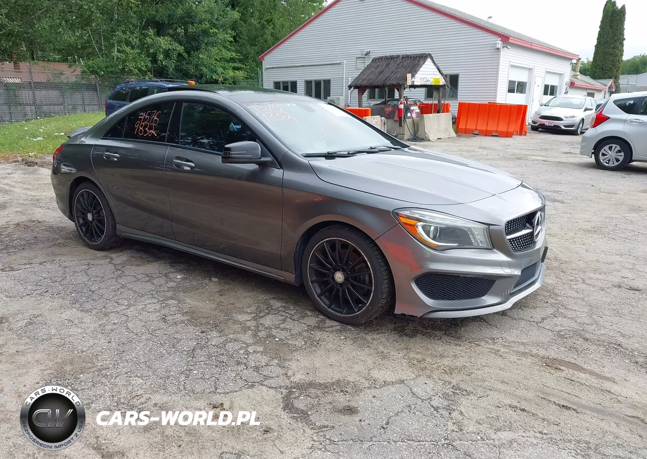 2014 Mercedes-Benz Cla 250 4Matic – zdjęcie 1 z 15