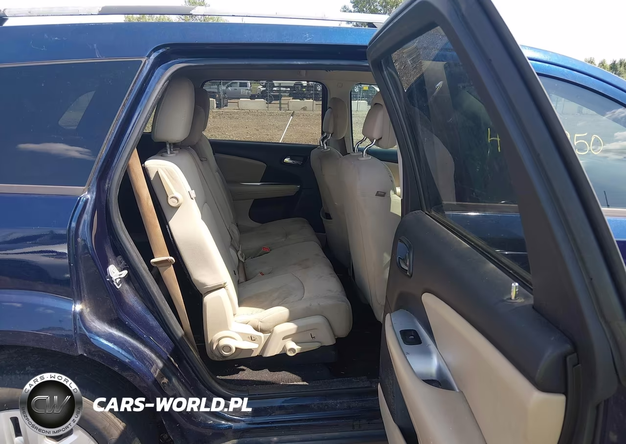 2017 Dodge Journey Se VIN:3C4PDCABXHT551328 - 8