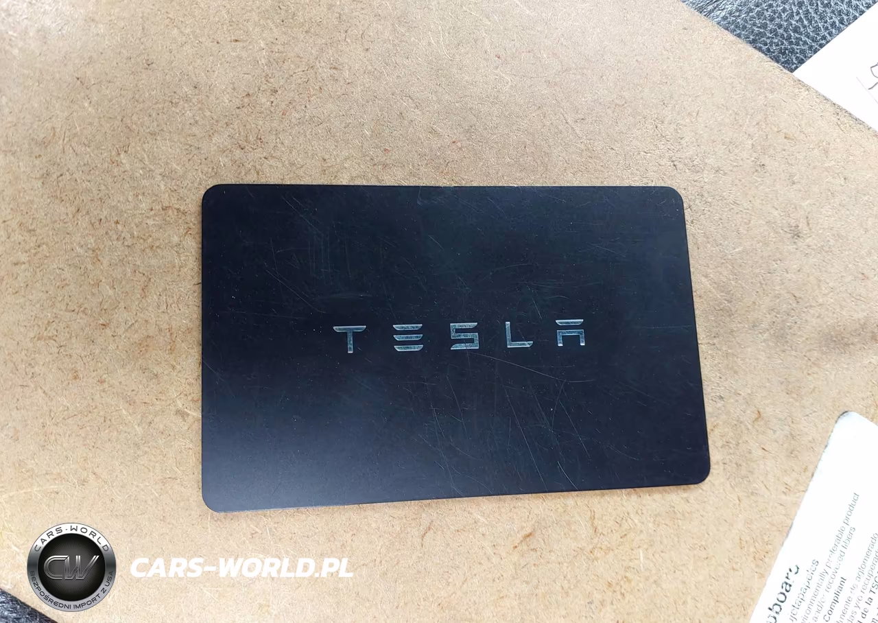 2022 Tesla Model S Dual Motor All-Wheel Drive VIN:5YJSA1E5XNF471839 - 11
