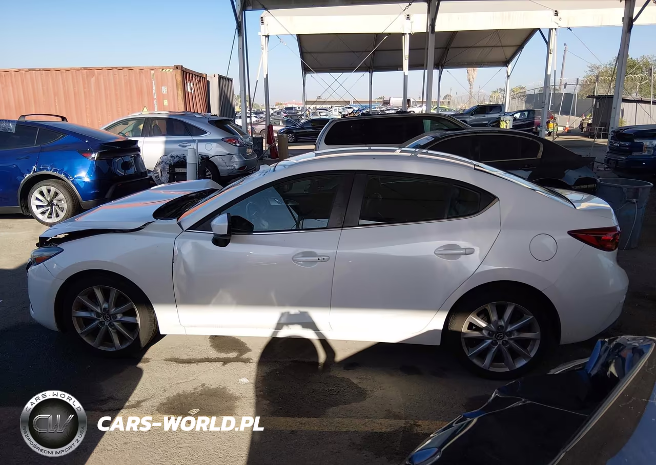 2017 Mazda Mazda3 Touring VIN:3MZBN1V79HM113506 - 14
