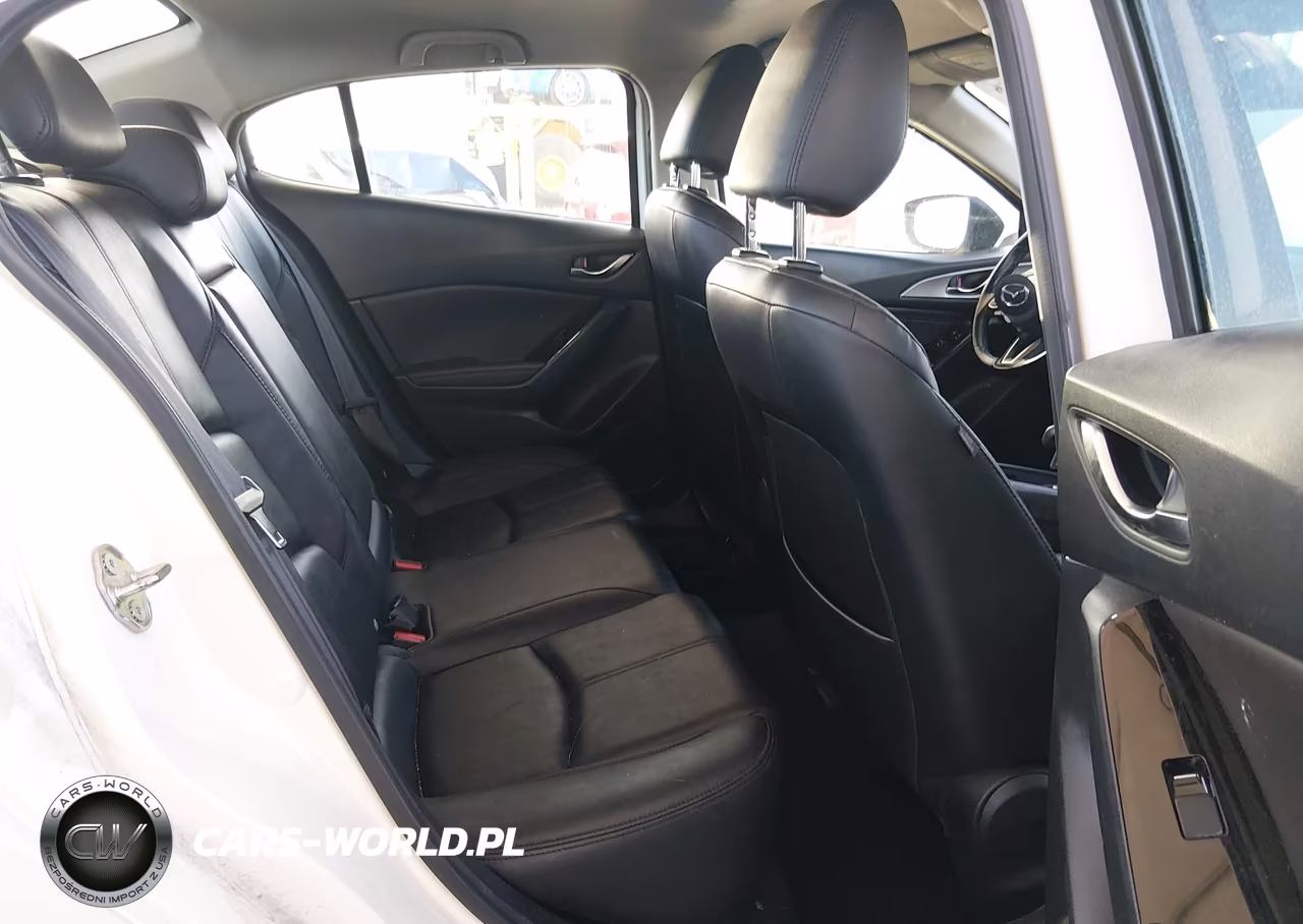 2017 Mazda Mazda3 Touring VIN:3MZBN1V79HM113506 - 8