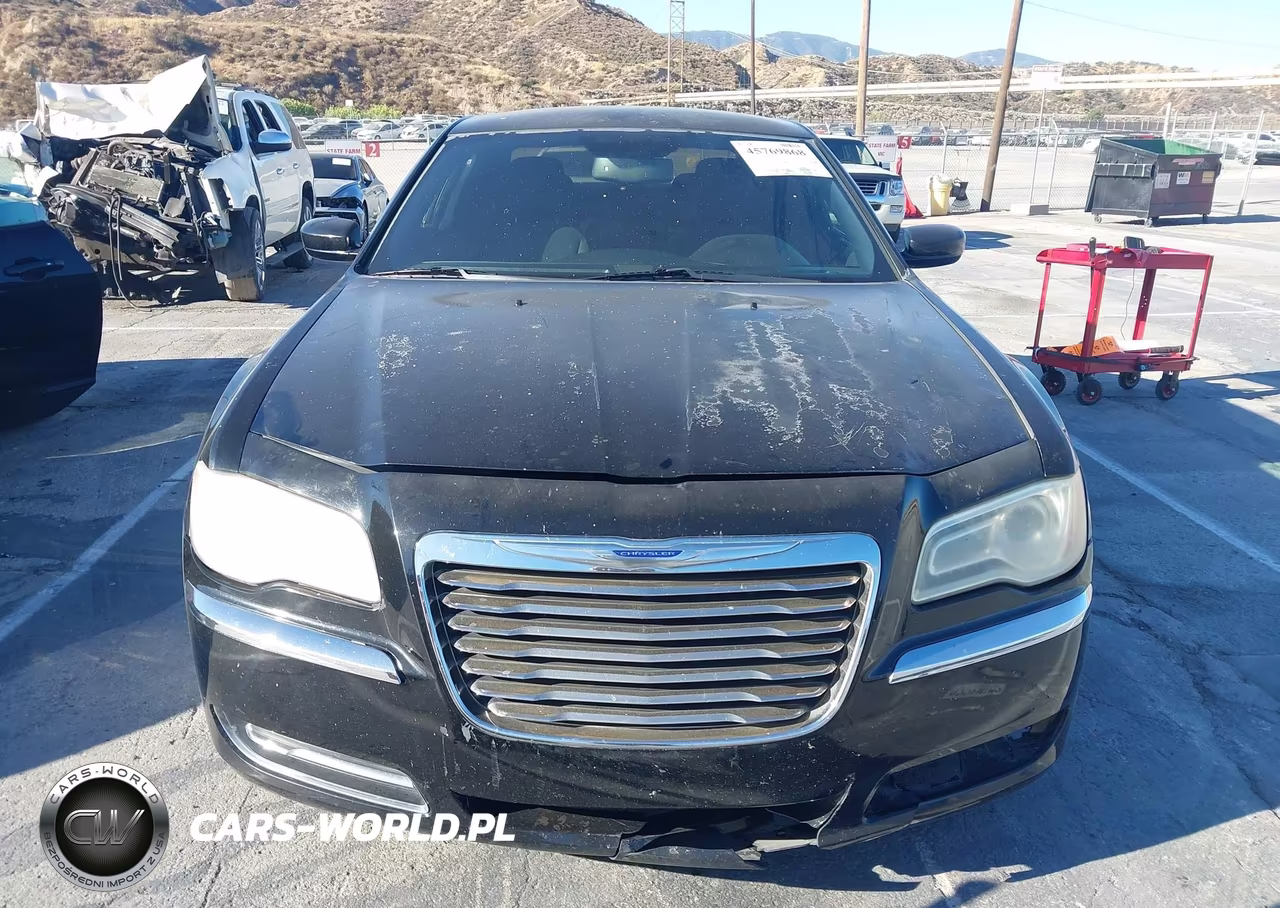 2012 Chrysler 300 VIN:2C3CCAAG2CH225630 - 12