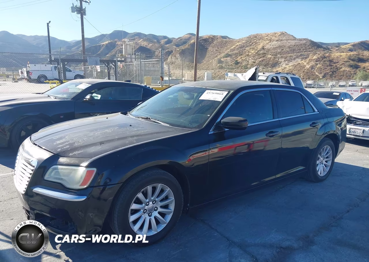 2012 Chrysler 300 VIN:2C3CCAAG2CH225630 - 14