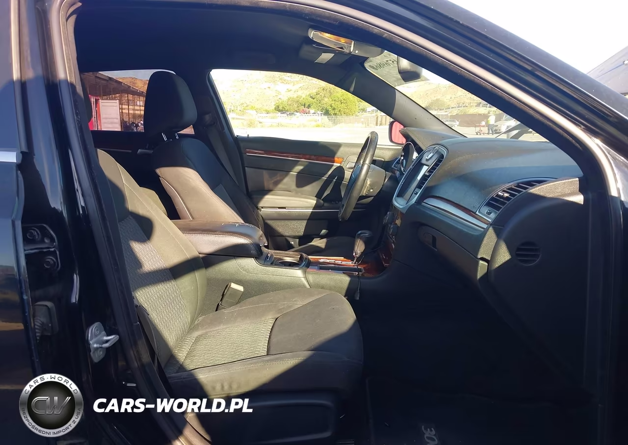 2012 Chrysler 300 VIN:2C3CCAAG2CH225630 - 5