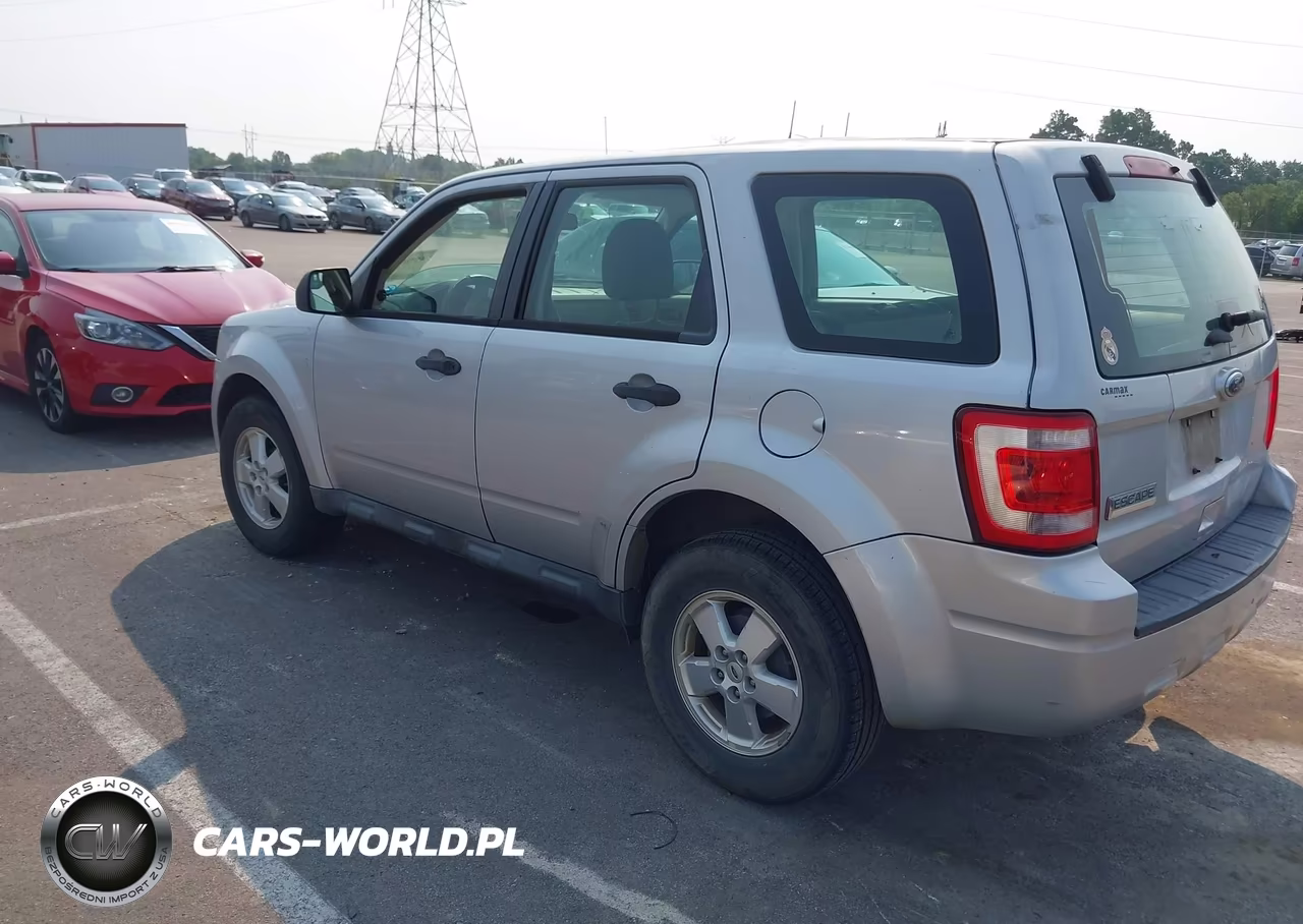2012 Ford Escape Xls VIN:1FMCU0C7XCKC08529 - 3