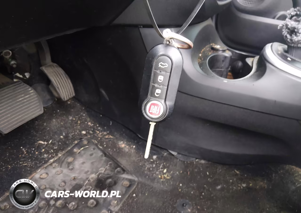 2014 Fiat 500L Lounge VIN:ZFBCFACH1EZ019794 - 11