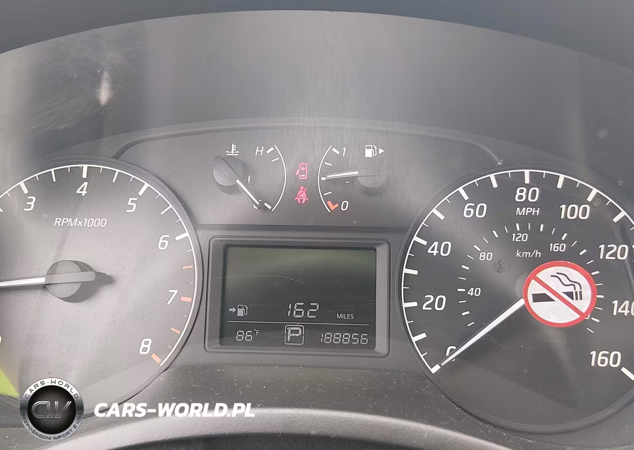 2015 Nissan Sentra S VIN:3N1AB7AP5FY368422 - 7