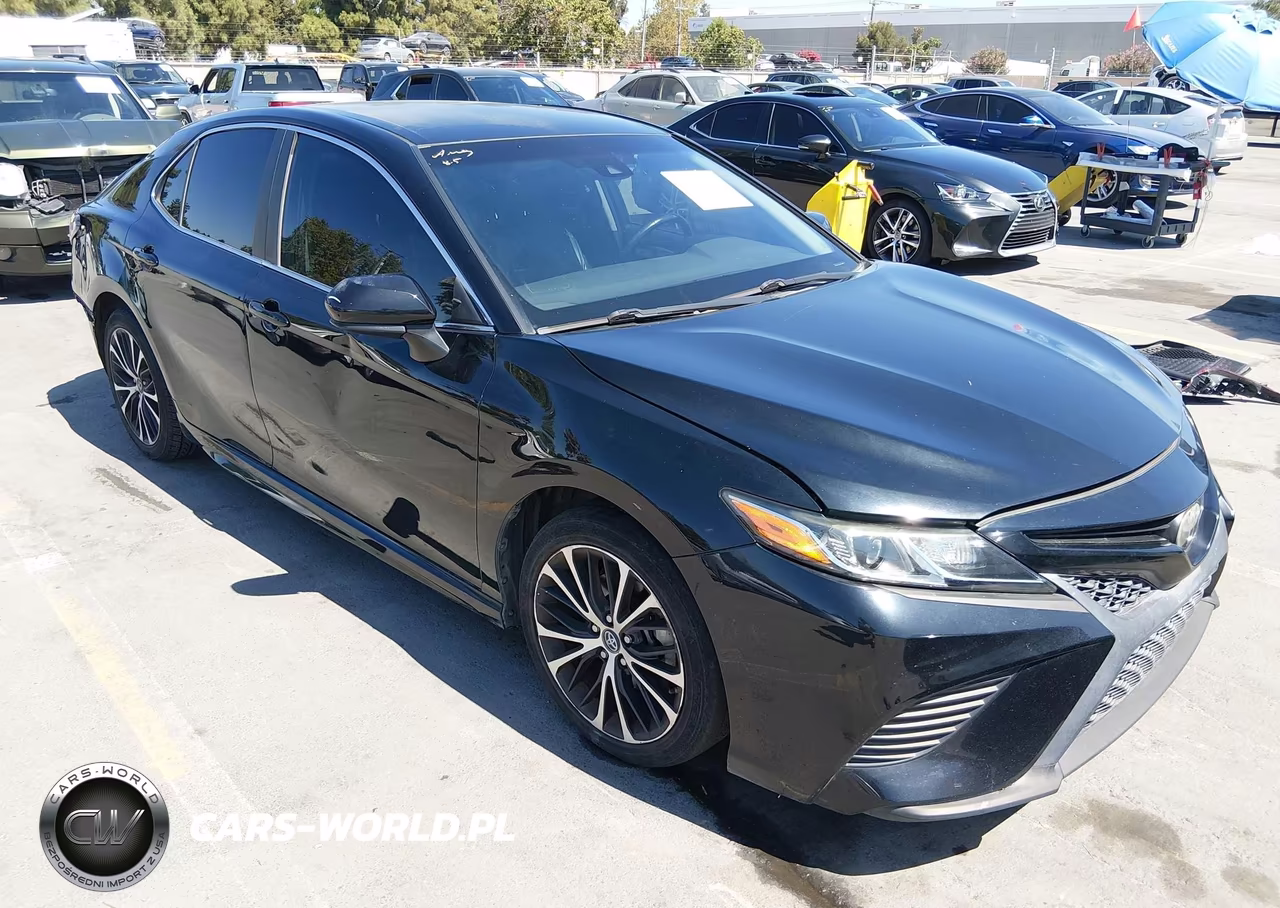 2018 Toyota Camry Se – zdjęcie 1 z 16