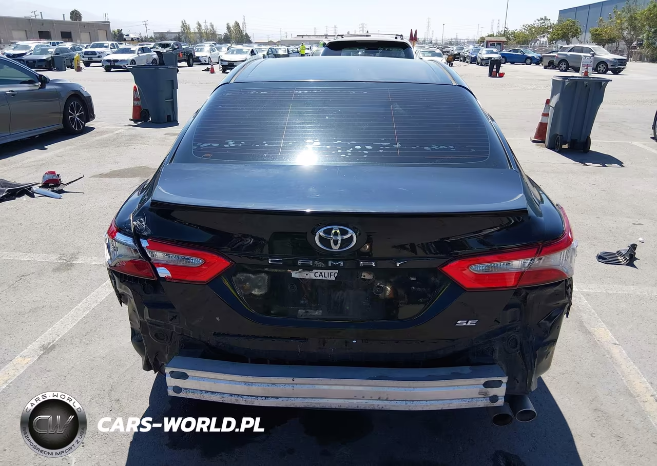 2018 Toyota Camry Se VIN:4T1B11HK2JU579032 - 16