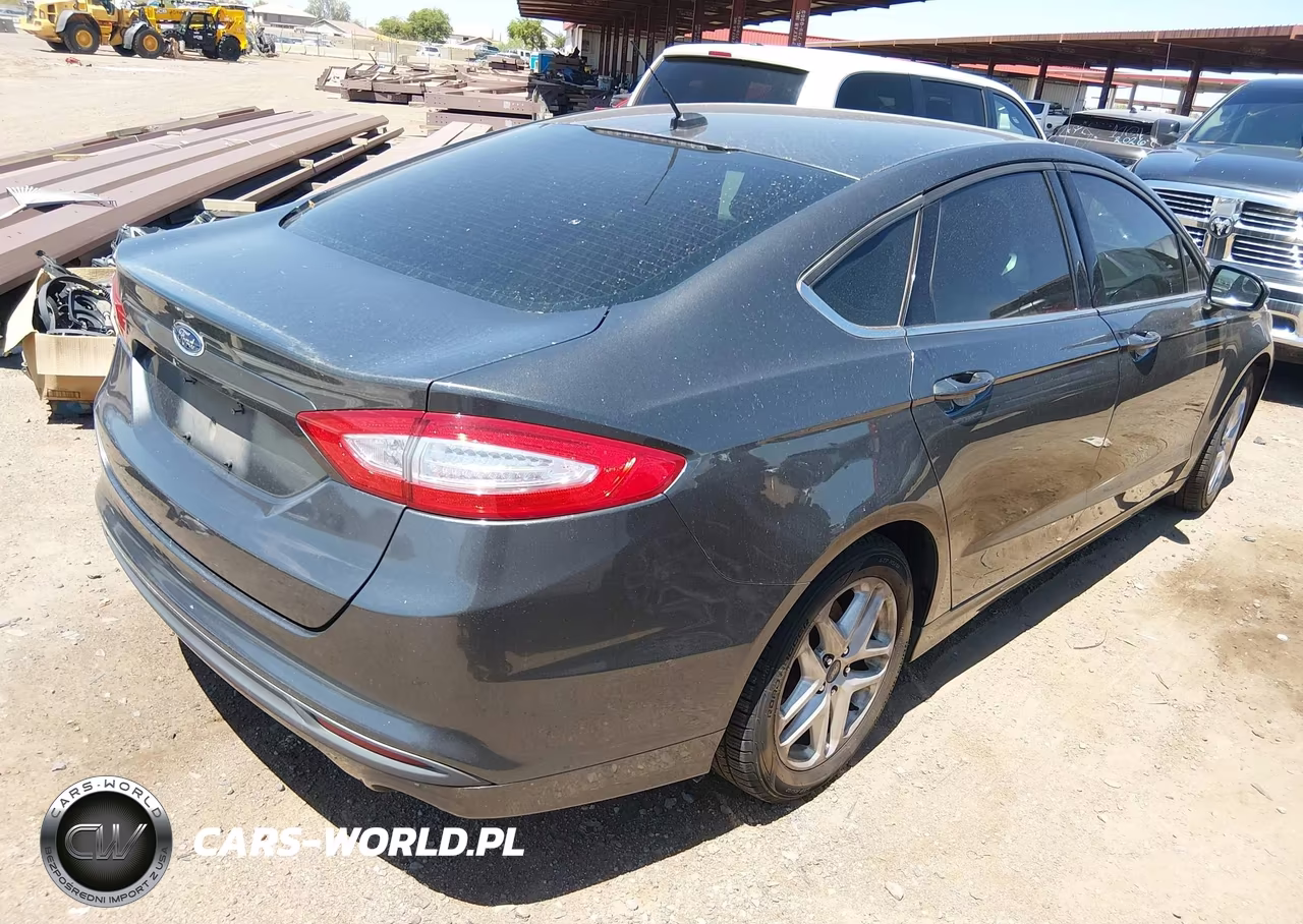 2015 Ford Fusion Se VIN:3FA6P0H7XFR173174 - 4
