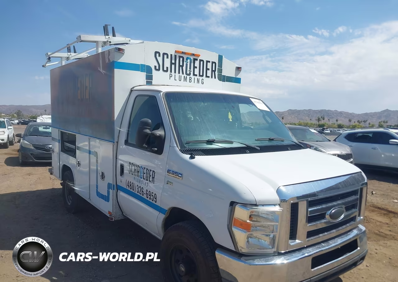 2016 Ford E-350 Cutaway